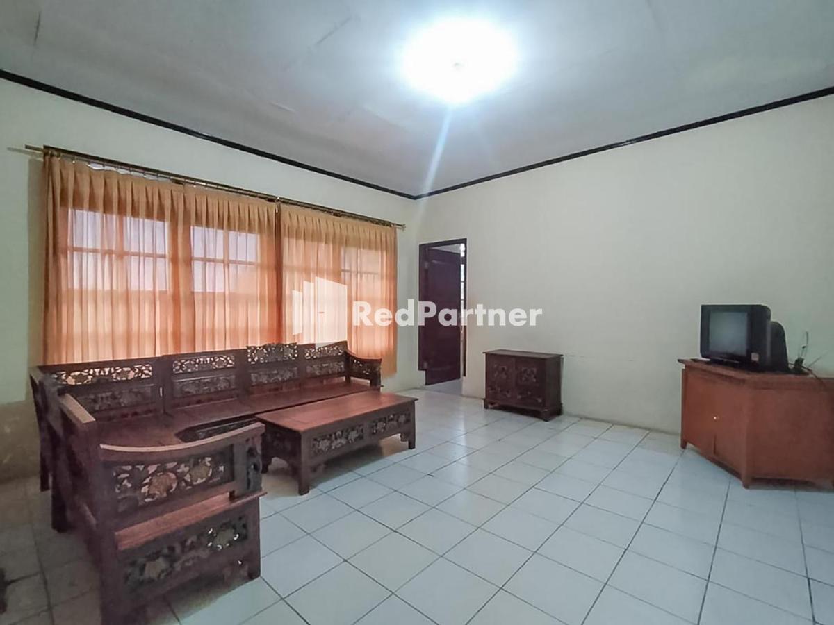 Pertiwi Village Redpartner Paragajen Екстер'єр фото
